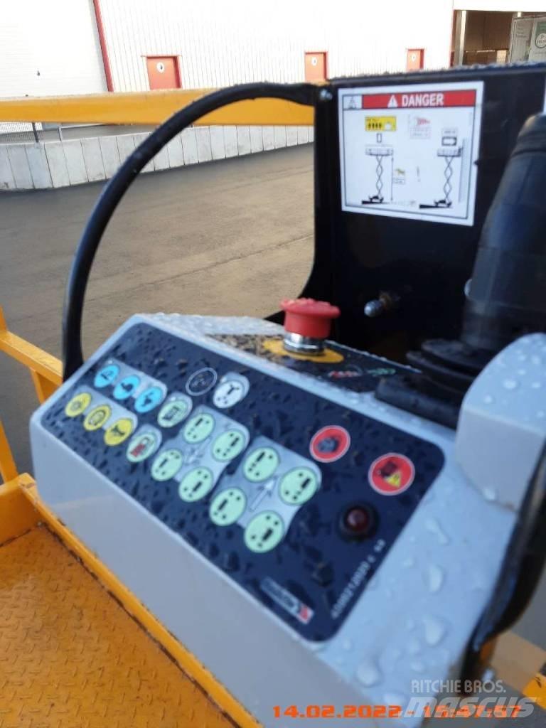 Haulotte H 15 SX シザースリフト