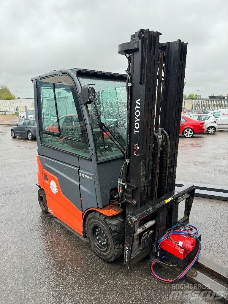 Toyota 9FBMK30T バッテリーフォークリフト