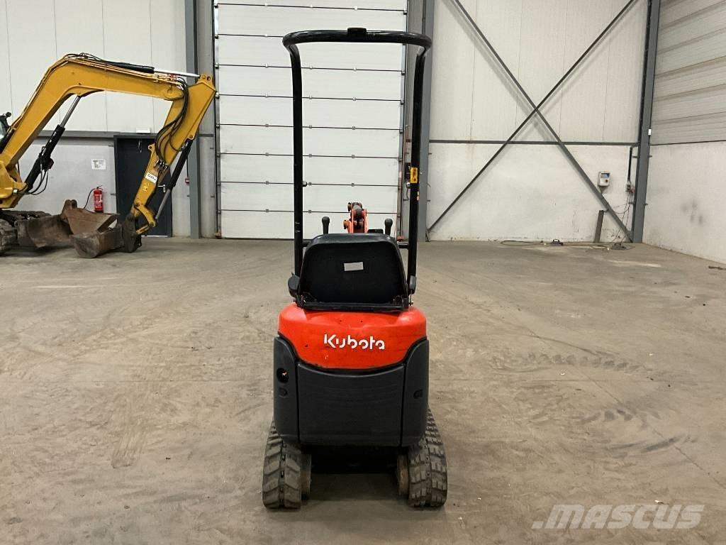 Kubota K 008-3 ミニ油圧ショベル 7t以下（ミニユンボ・ミニディガー）