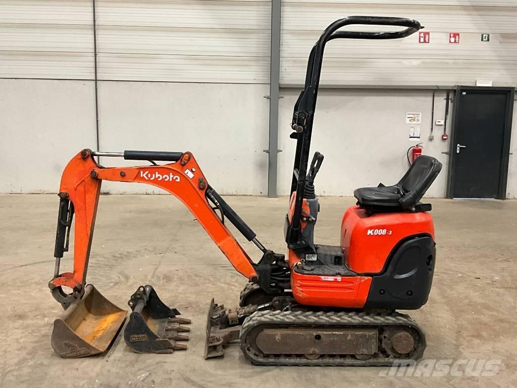 Kubota K 008-3 ミニ油圧ショベル 7t以下（ミニユンボ・ミニディガー）