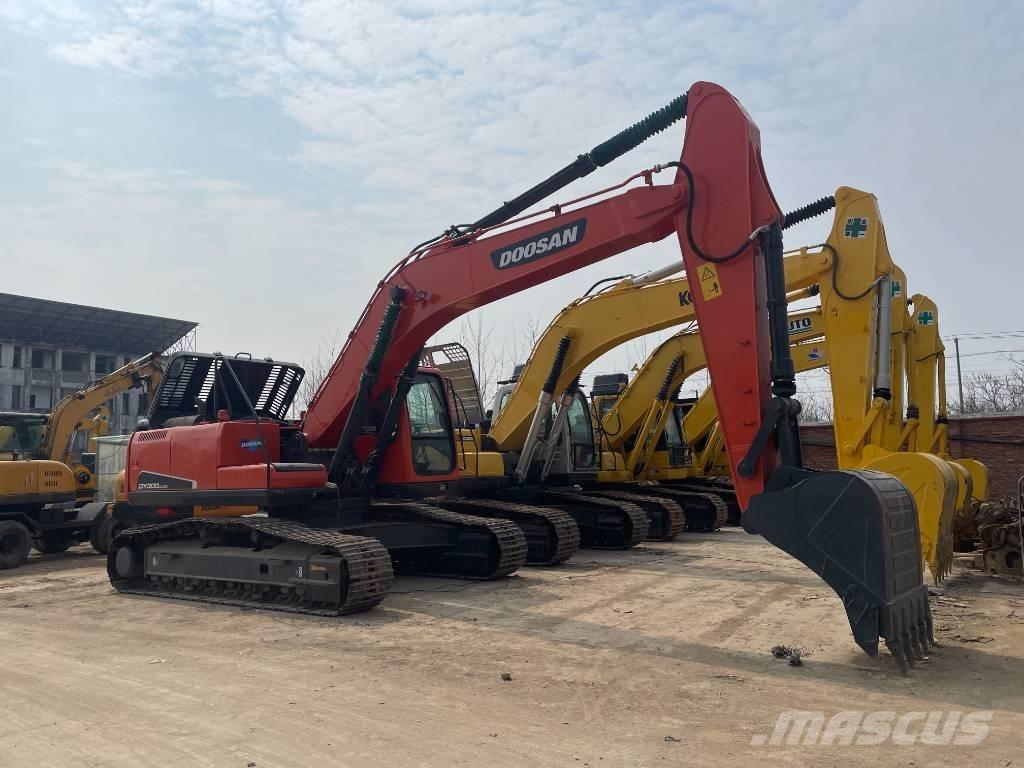 Doosan DX 300 大型油圧ショベル12t以上（パワーショベル・ユンボ）