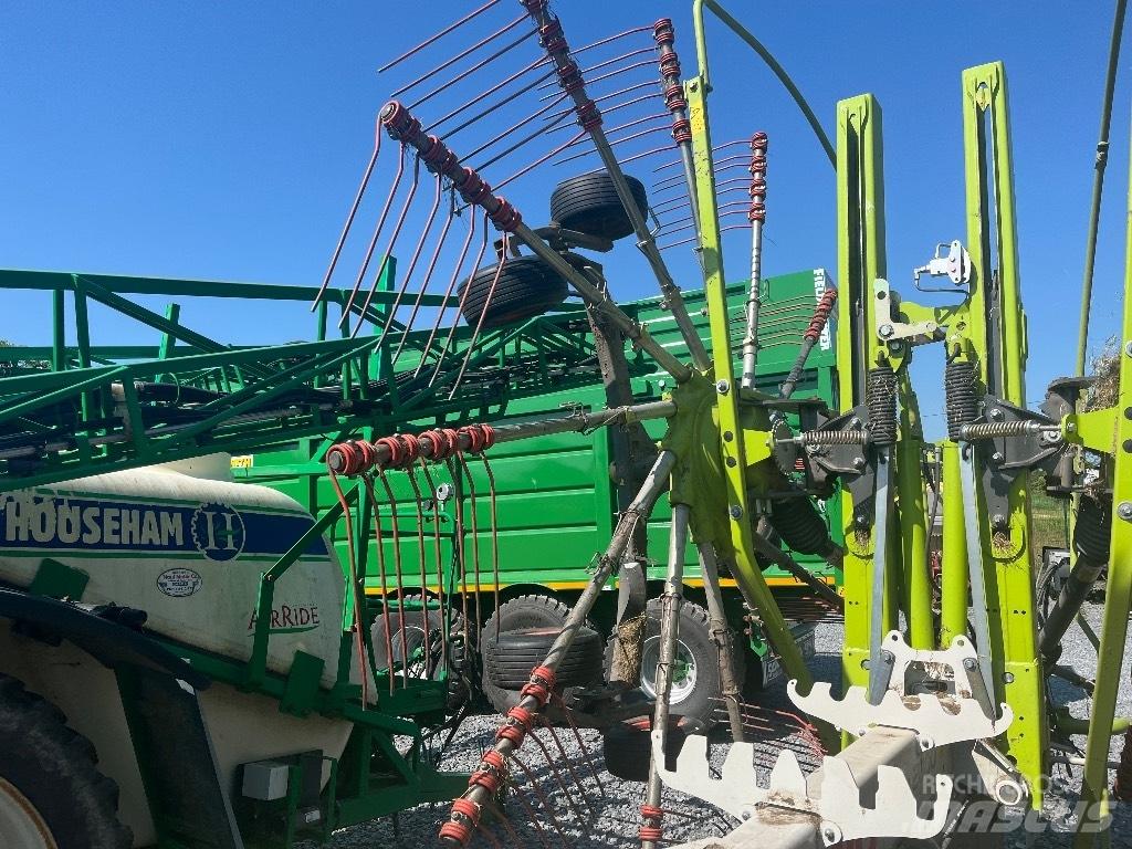 CLAAS Liner 2800 テッダー・テッダーレーキ