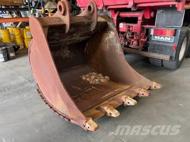CAT 330 バケット