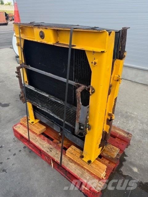 Volvo L 120 F COOLER ラジエター
