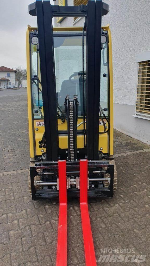 Hyster J1.6XNT バッテリーフォークリフト