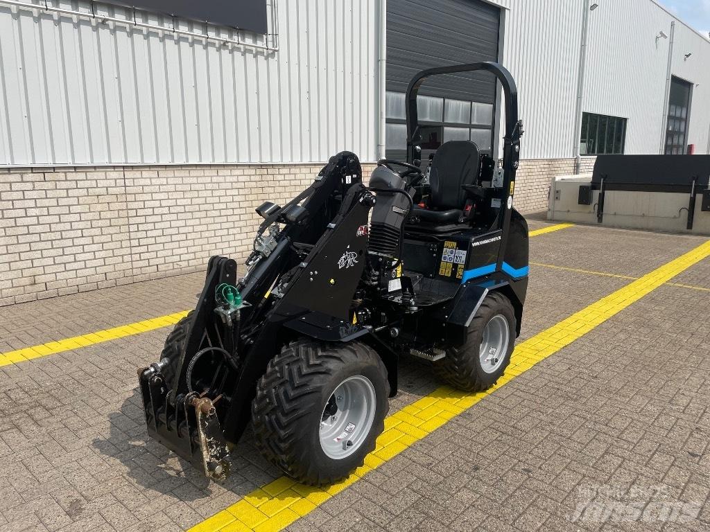 GiANT G 2200 E ホイールローダー・タイヤショベル