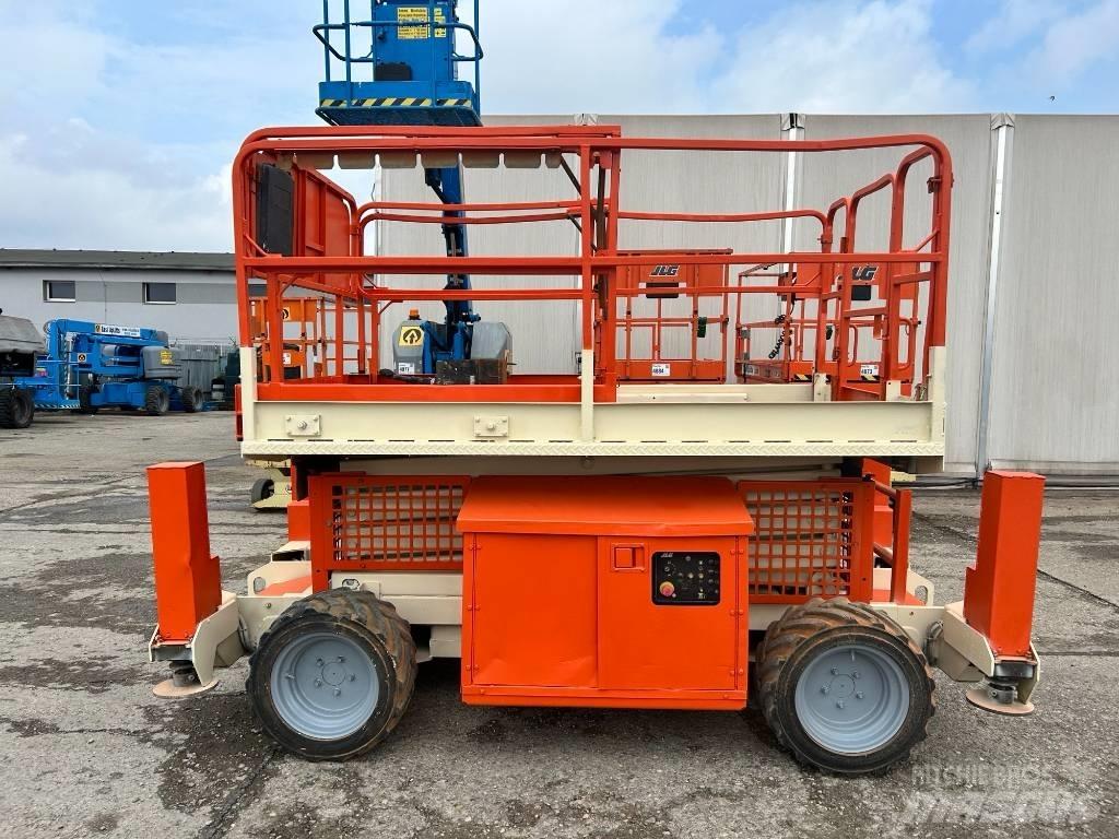 JLG 260 MRT シザースリフト