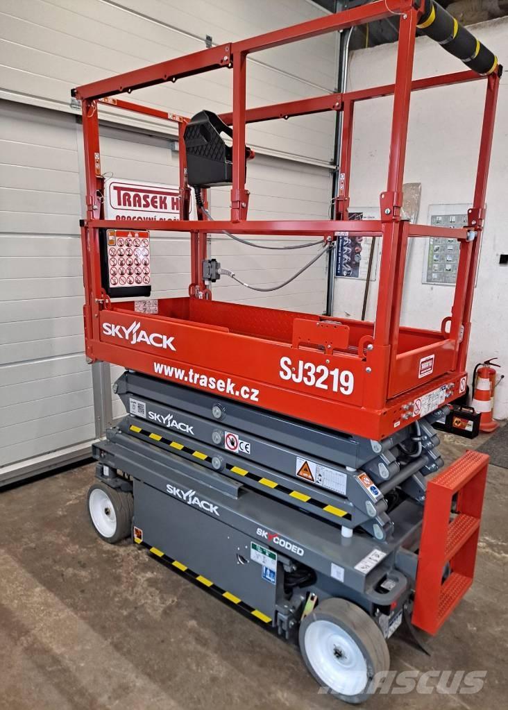 SkyJack SJ 3219E シザースリフト
