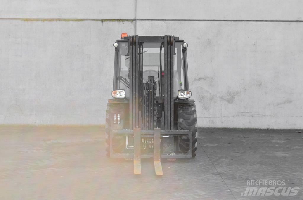 Manitou MC 25-4 ディーゼル・軽油