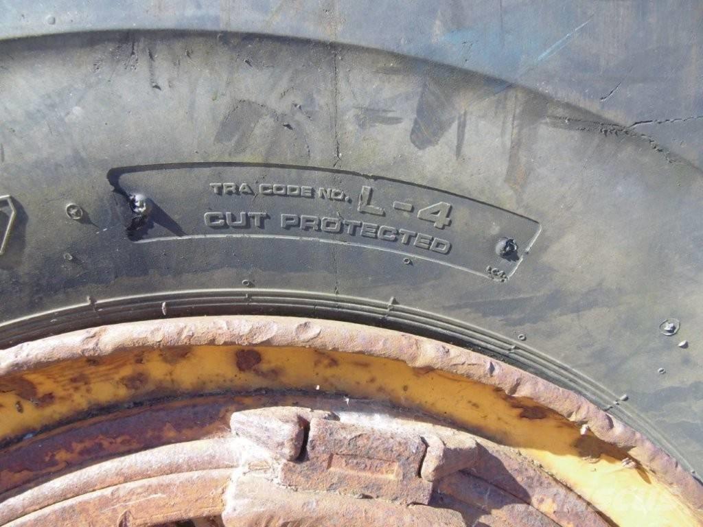  Däck タイヤ、ホイル、リム