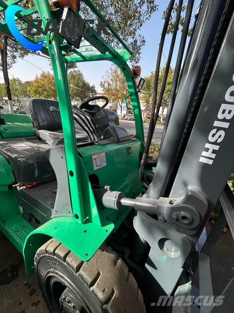 Mitsubishi FD 50 ディーゼル・軽油