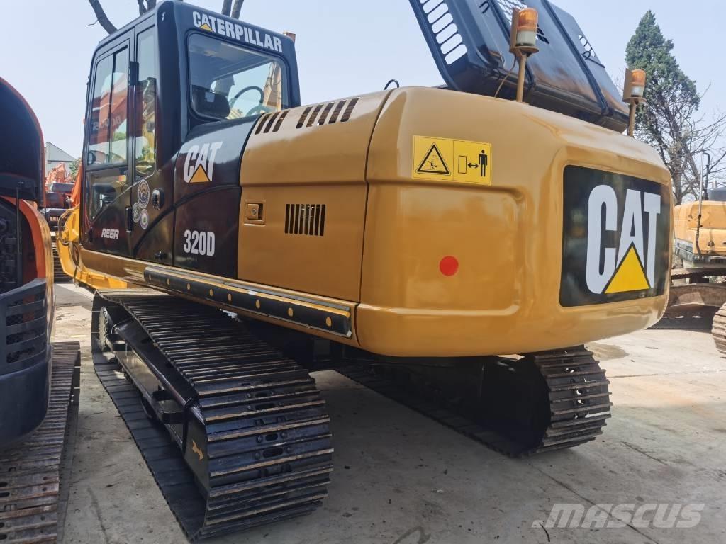CAT 320 D2 大型油圧ショベル12t以上（パワーショベル・ユンボ）