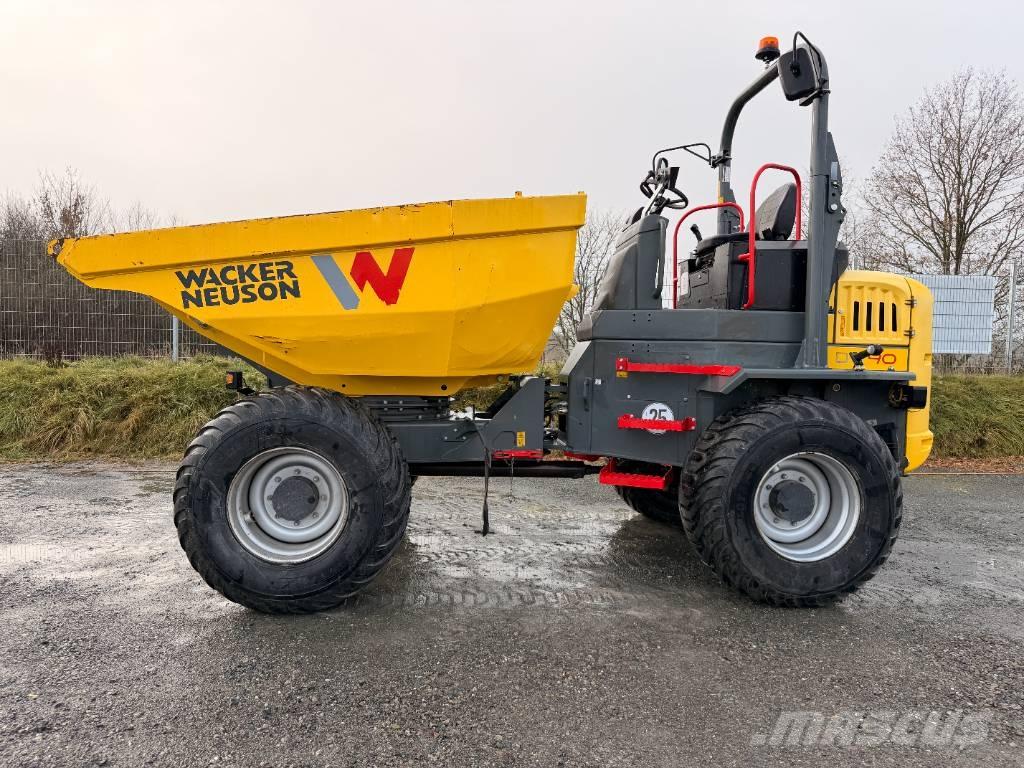 Wacker Neuson DW90 サイト　ダンプ