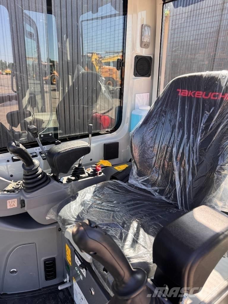 Takeuchi TB 320 ミニ油圧ショベル 7t以下（ミニユンボ・ミニディガー）