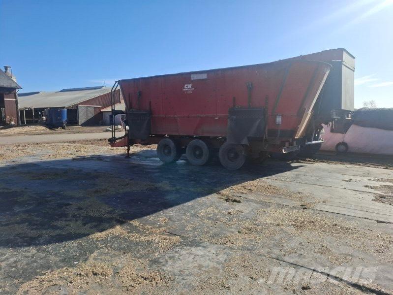 JF FEEDER VM 38 家畜飼料供給機