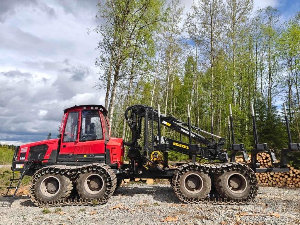 Komatsu 855 フォワーダー