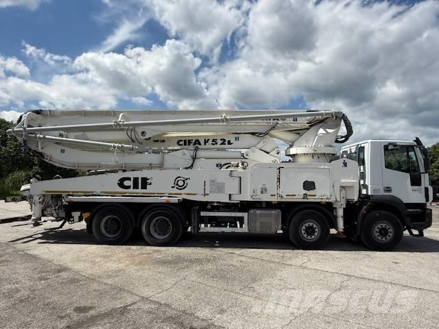 Iveco Trakker 450 その他トラック
