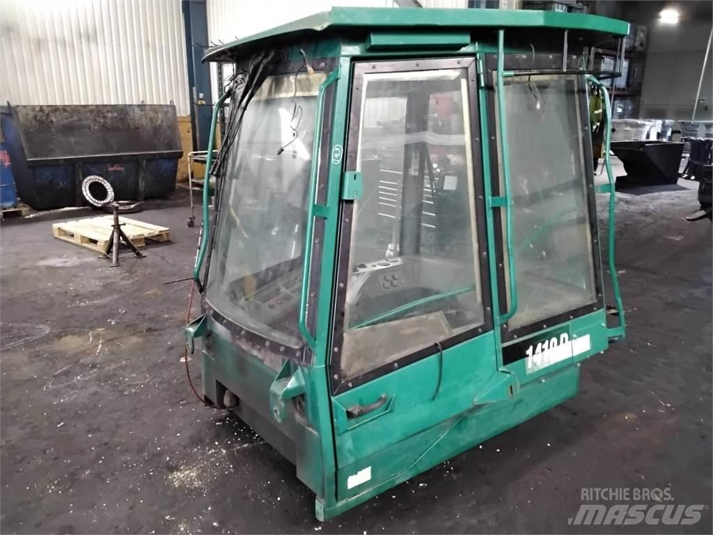 Timberjack 1410D キャビン及び内装