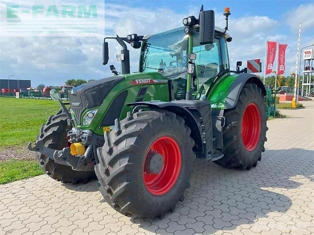 Fendt 724 profi+ トラクター