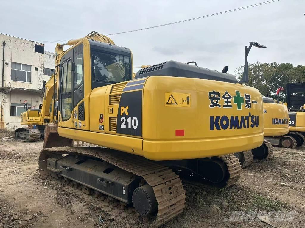 Komatsu PC 210 LC 大型油圧ショベル12t以上（パワーショベル・ユンボ）