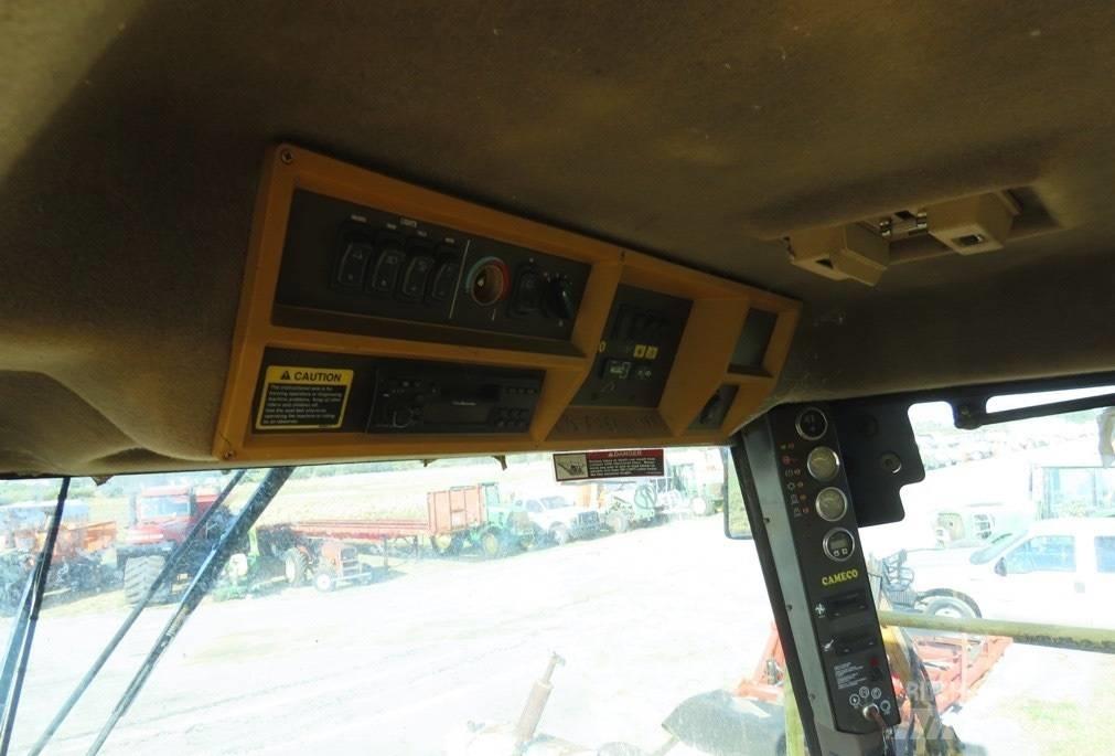 Cameco 3510 コンバイン