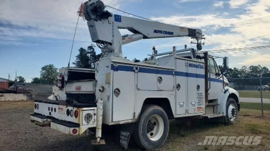 Sterling Acterra 多目的／汎用車両