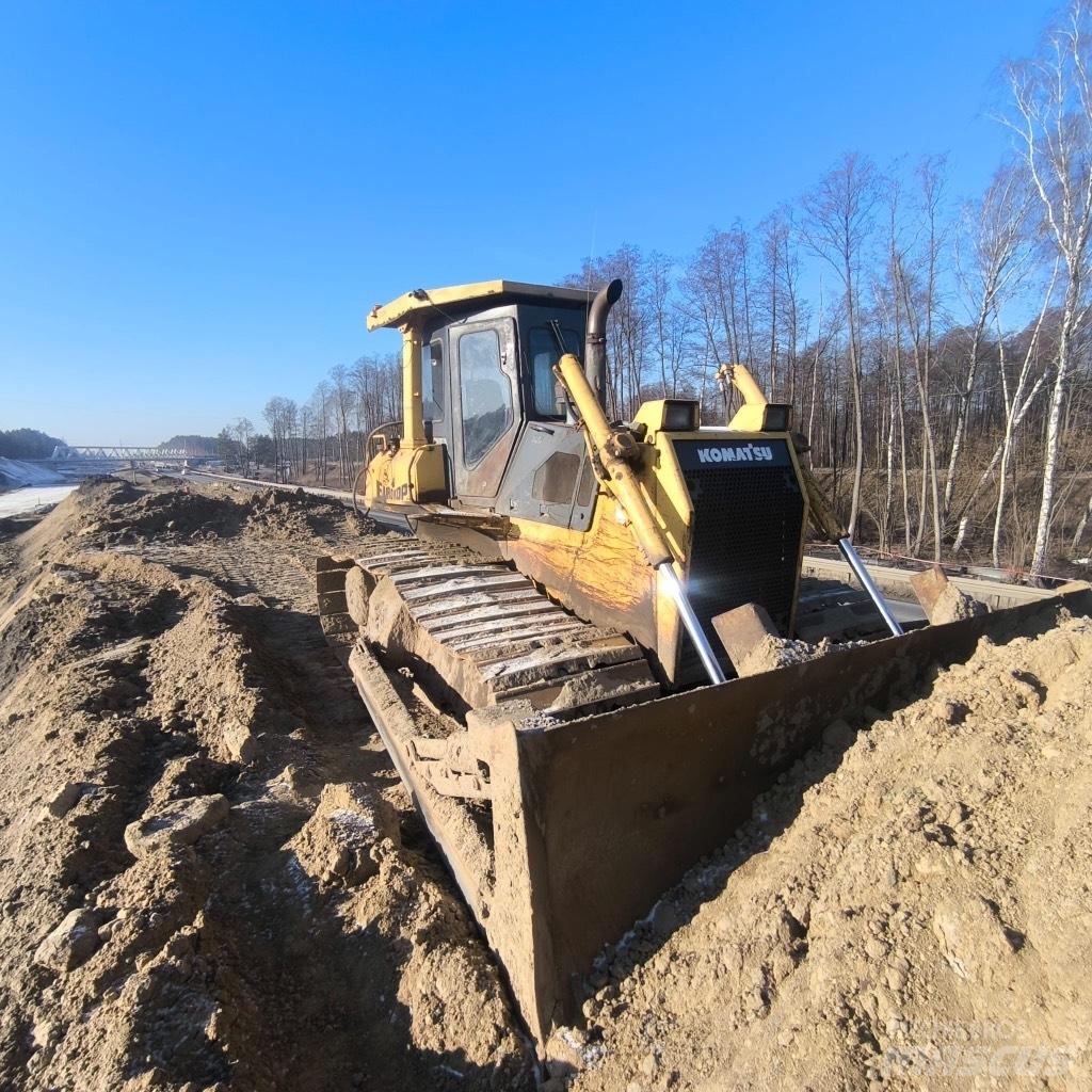 Komatsu D 65 PX-15 ブルドーザー