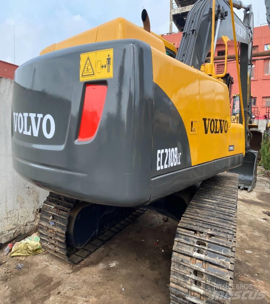 Volvo EC 210 B LC 大型油圧ショベル12t以上（パワーショベル・ユンボ）
