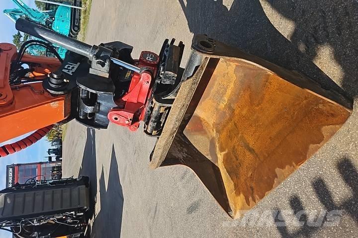 Hitachi ZX 140W-6 ホイール式油圧ショベル（パワーショベル・ユンボ・バックホー）