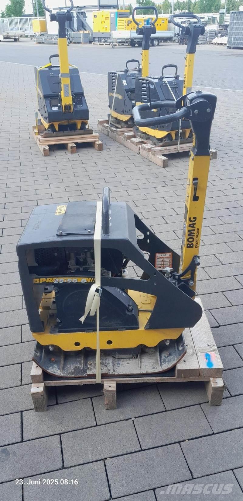 Bomag BPR 25/50 D プレートコンパクター