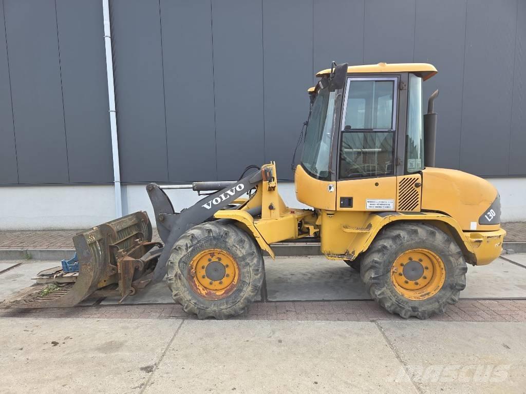 Volvo L 30 B ホイールローダー・タイヤショベル