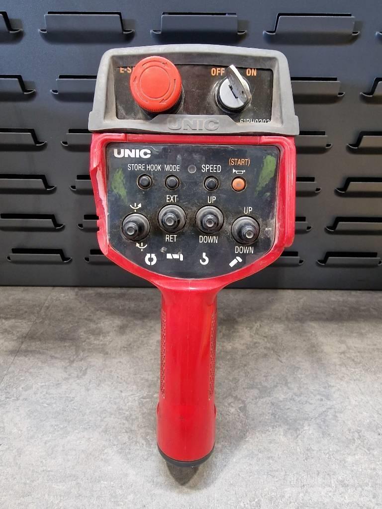 Unic URW-094 CER ミニクレーン