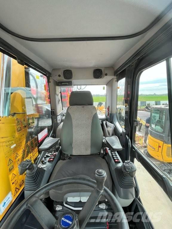 Komatsu PW 148-11 ホイール式油圧ショベル（パワーショベル・ユンボ・バックホー）