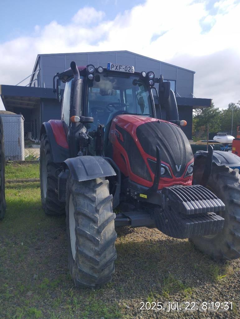 Valtra N154 EA トラクター