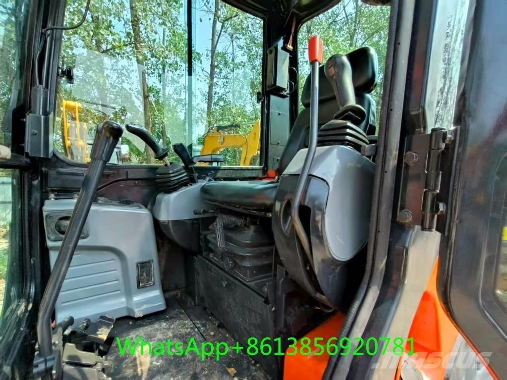 Kubota KX 057-4 ミニ油圧ショベル 7t以下（ミニユンボ・ミニディガー）