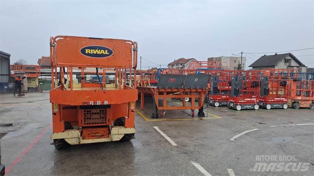 JLG 260MRT B シザースリフト