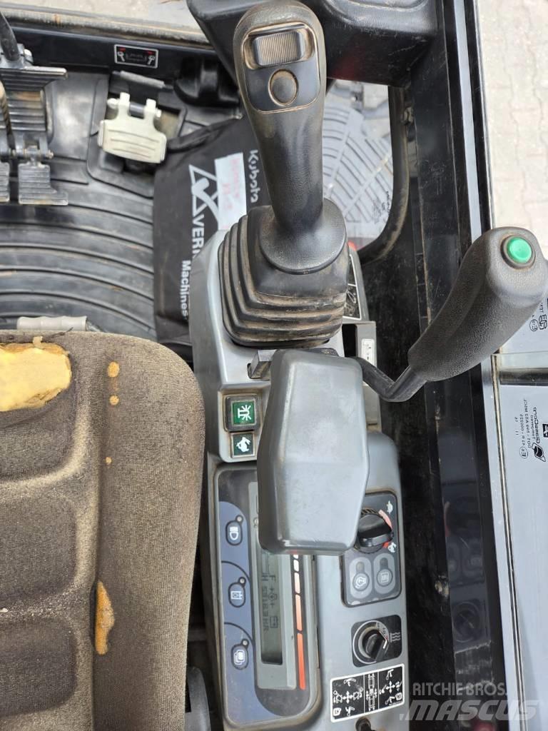 Kubota KX 101-3 A ミニ油圧ショベル 7t以下（ミニユンボ・ミニディガー）