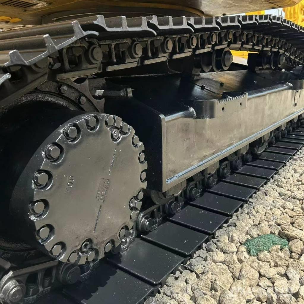 Komatsu PC 200-8 大型油圧ショベル12t以上（パワーショベル・ユンボ）
