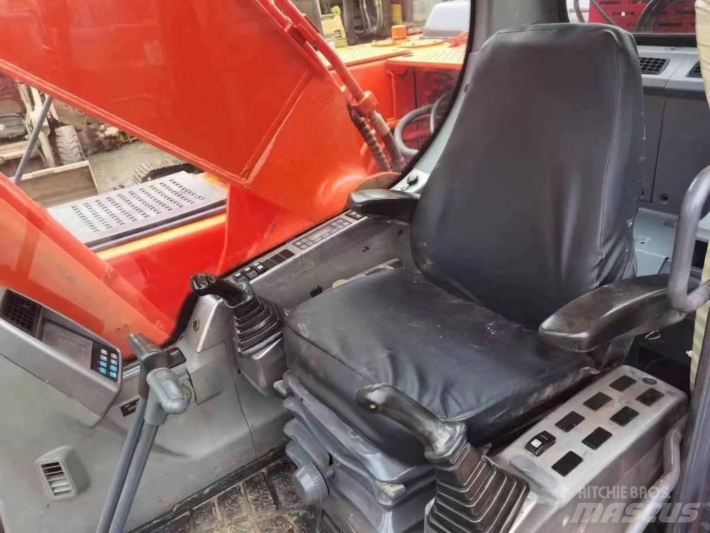 Doosan DH 225 LC-7 大型油圧ショベル12t以上（パワーショベル・ユンボ）
