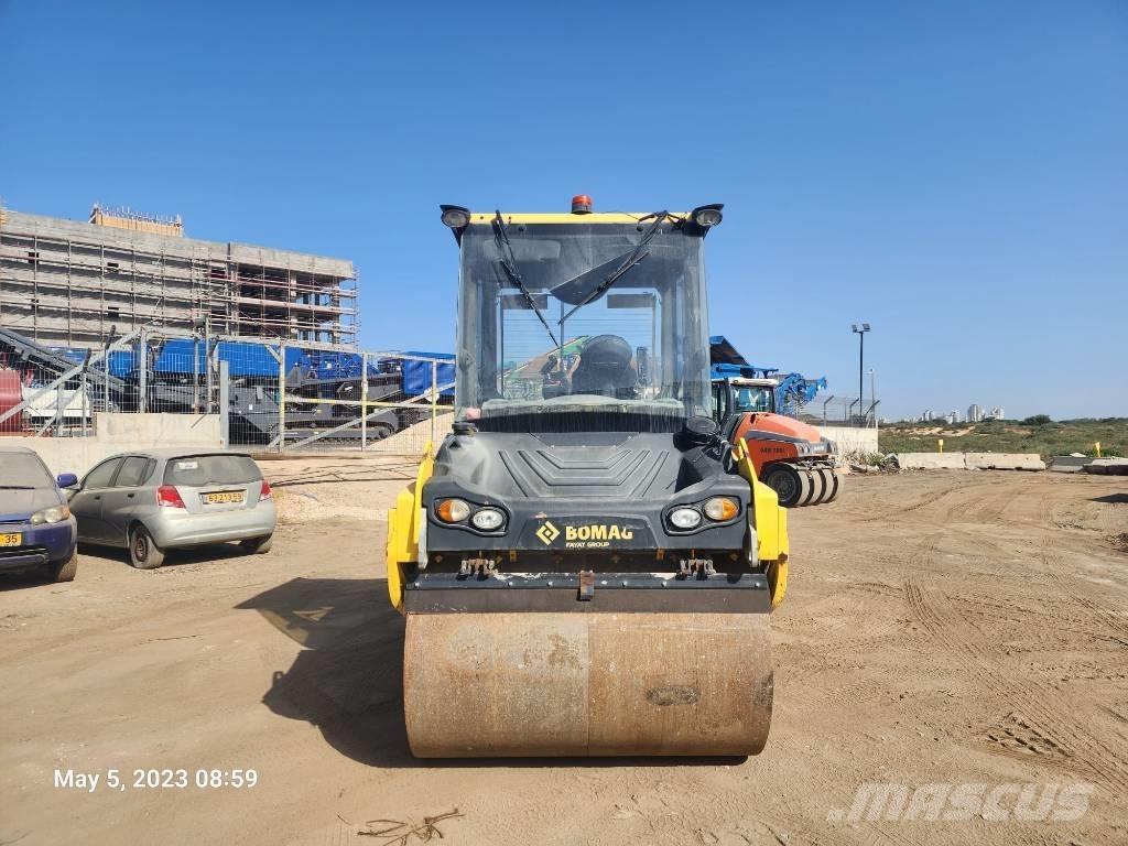 Bomag BW 154 AD-5 タンデムローラ