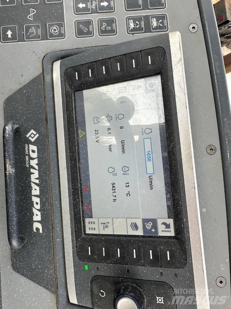 Dynapac SD 1800 W アスファルトフィニッシャ