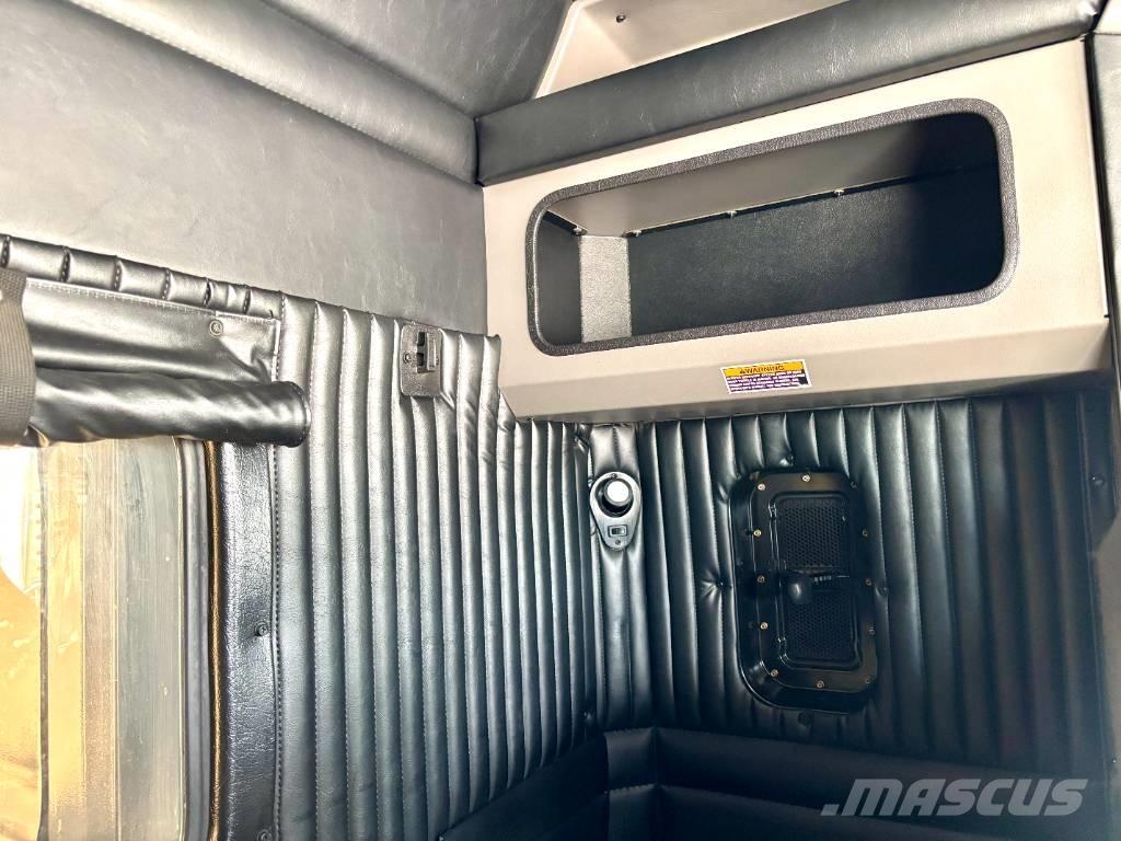 Kenworth W 900 中古トラクターヘッド | トレーラーヘッド