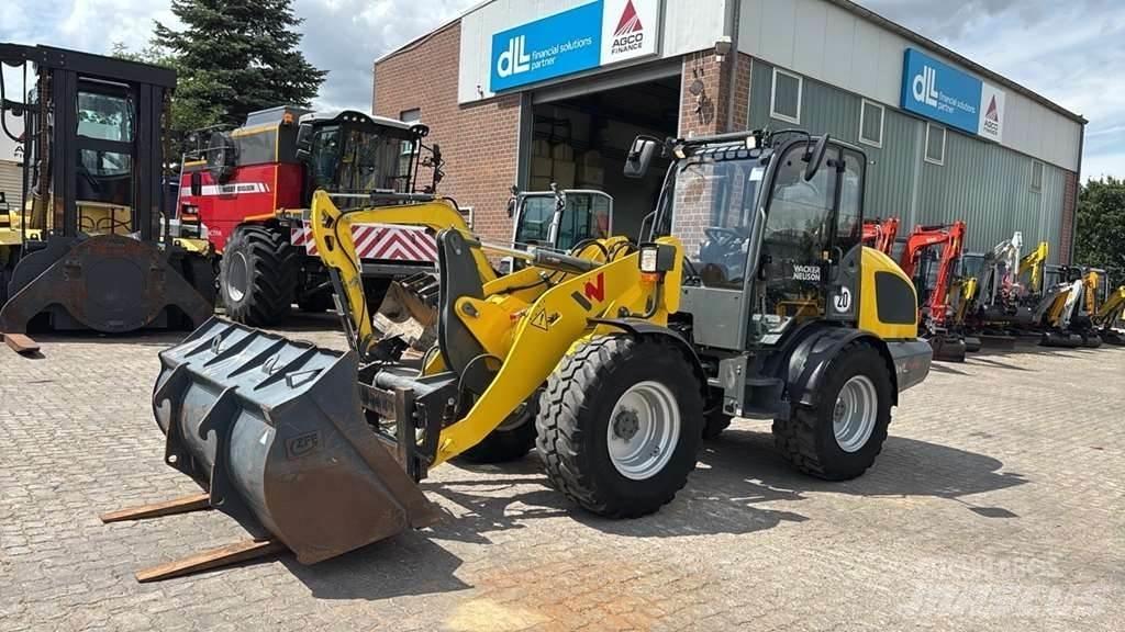 Wacker Neuson WL44 ホイールローダー・タイヤショベル