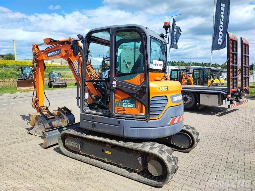 Doosan DX62R-3 ミニ油圧ショベル 7t以下（ミニユンボ・ミニディガー）