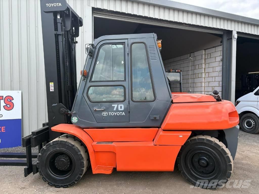 Toyota 5 FD 70 ディーゼル・軽油