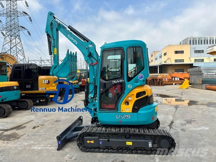 Kubota U 25 ミニ油圧ショベル 7t以下（ミニユンボ・ミニディガー）