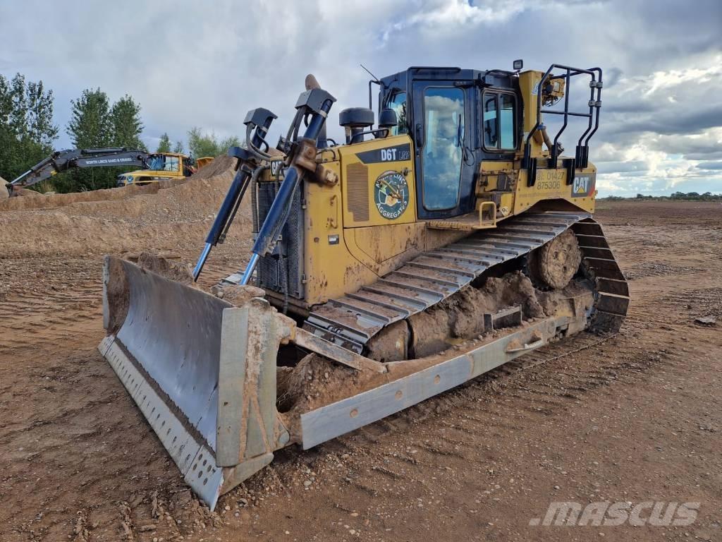 CAT D 6 T LGP ブルドーザー