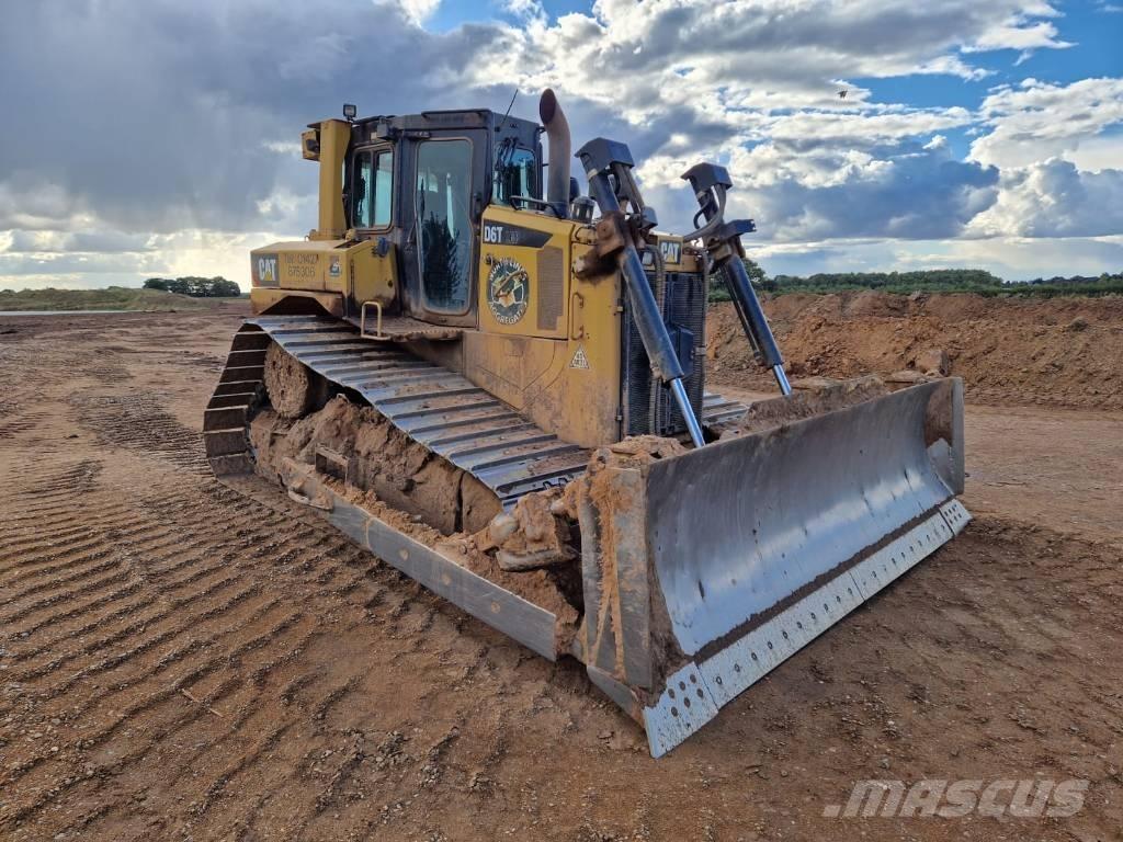 CAT D 6 T LGP ブルドーザー