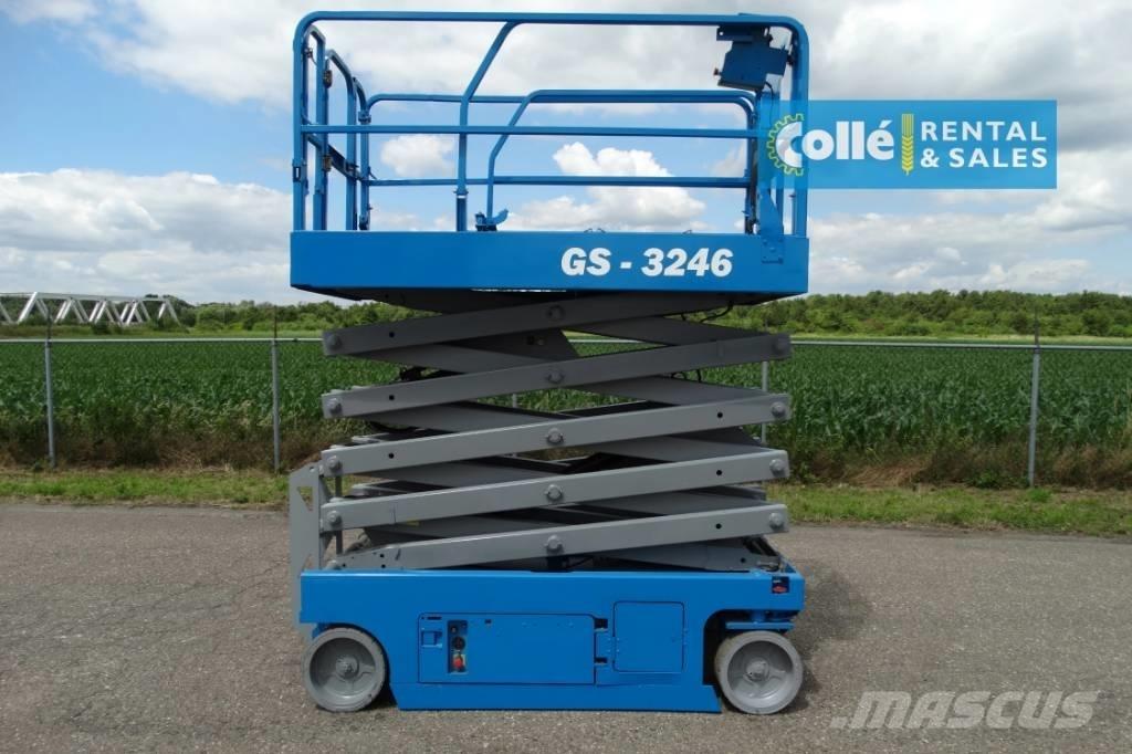 Genie GS 3246 | 2012 シザースリフト