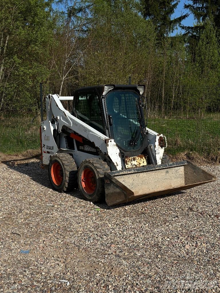 Bobcat S530 スキッドステアローダー